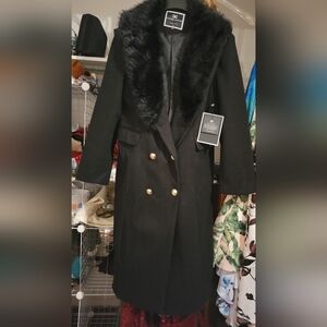 Black Fur Collar Gold Button Lined Culture Coouture Winter Coat